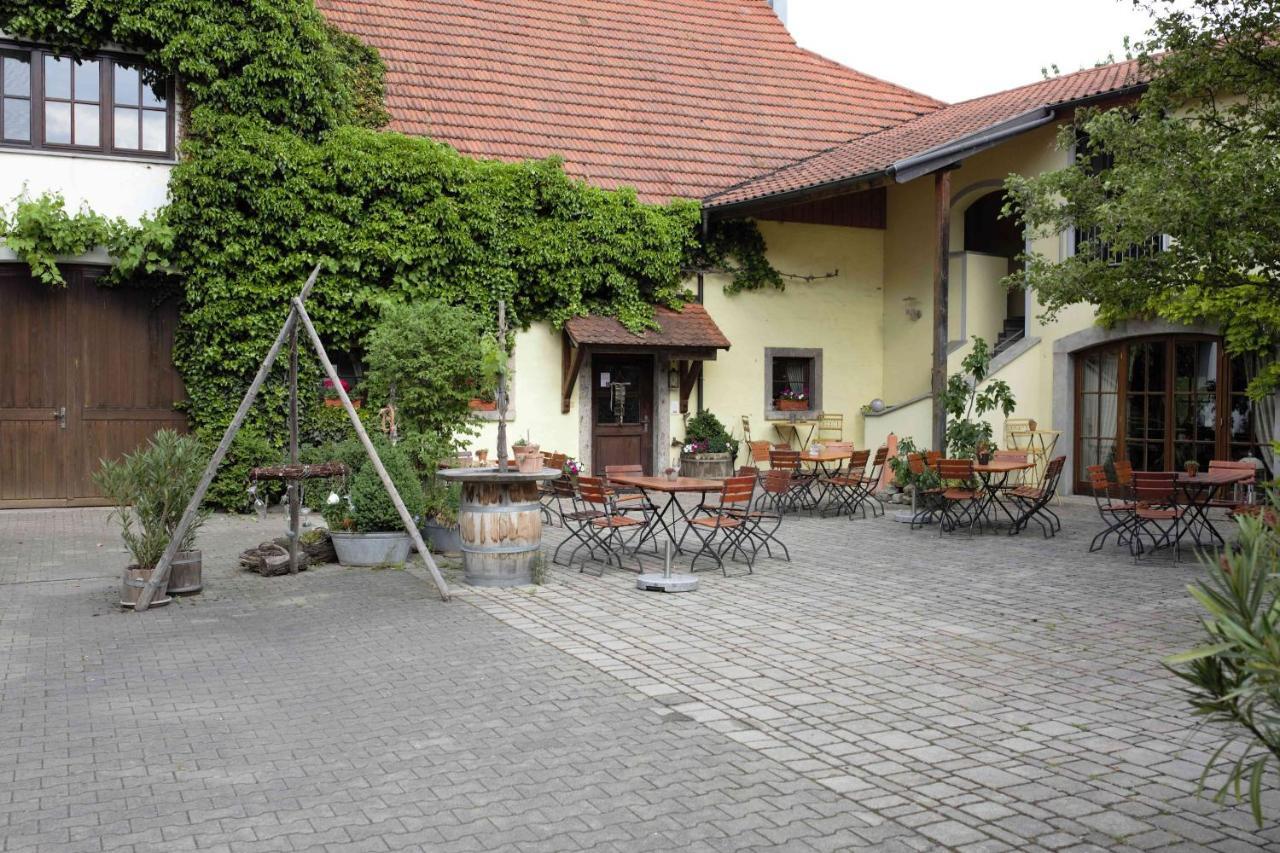 Weingut Schilling Hotel Seinsheim Buitenkant foto